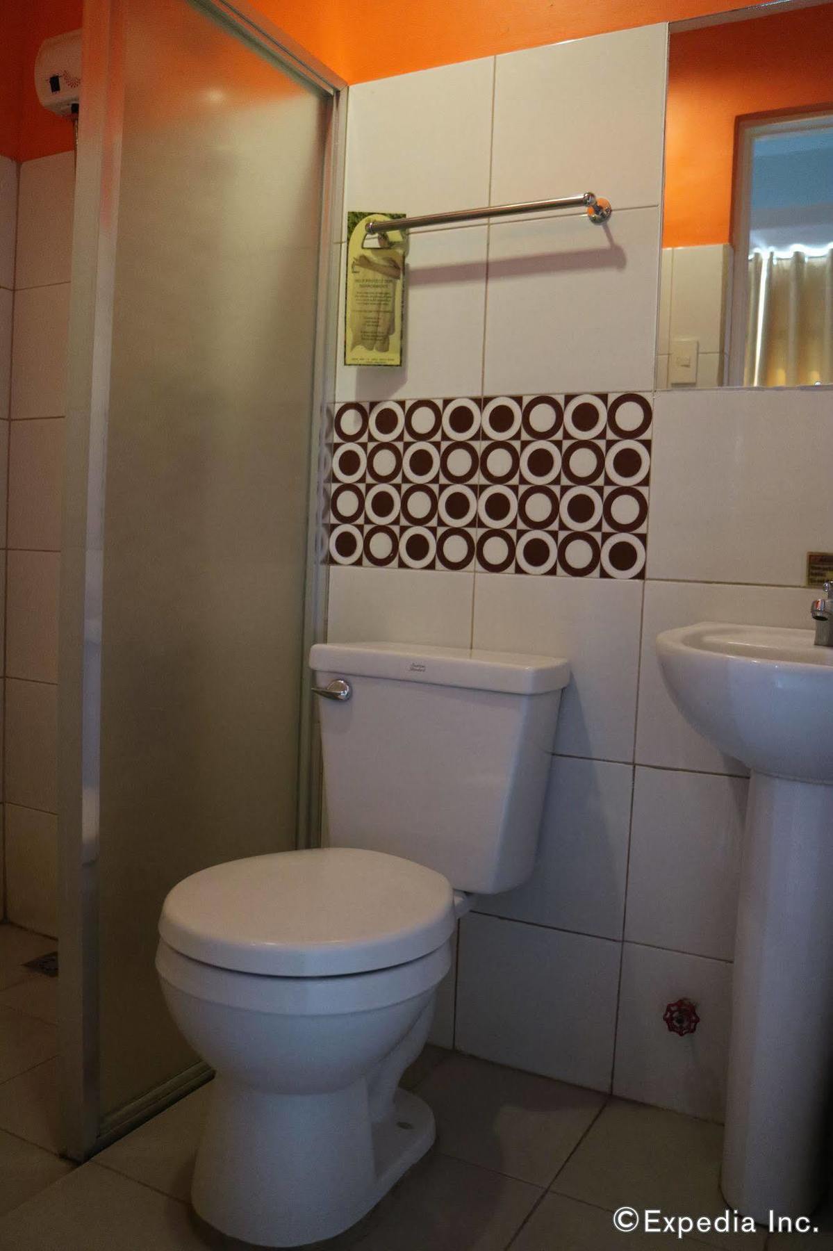 Negrense Suites Bacolod Exteriér fotografie