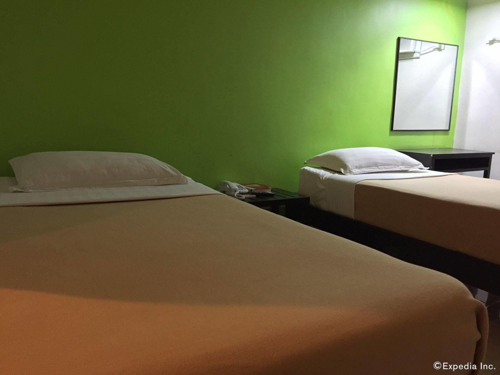 Negrense Suites Bacolod Exteriér fotografie
